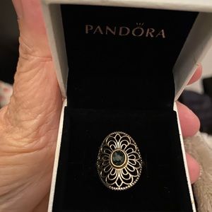 Pandora Vintage Feels Green Spinel Ring EUC Retired Silver with Gold accent